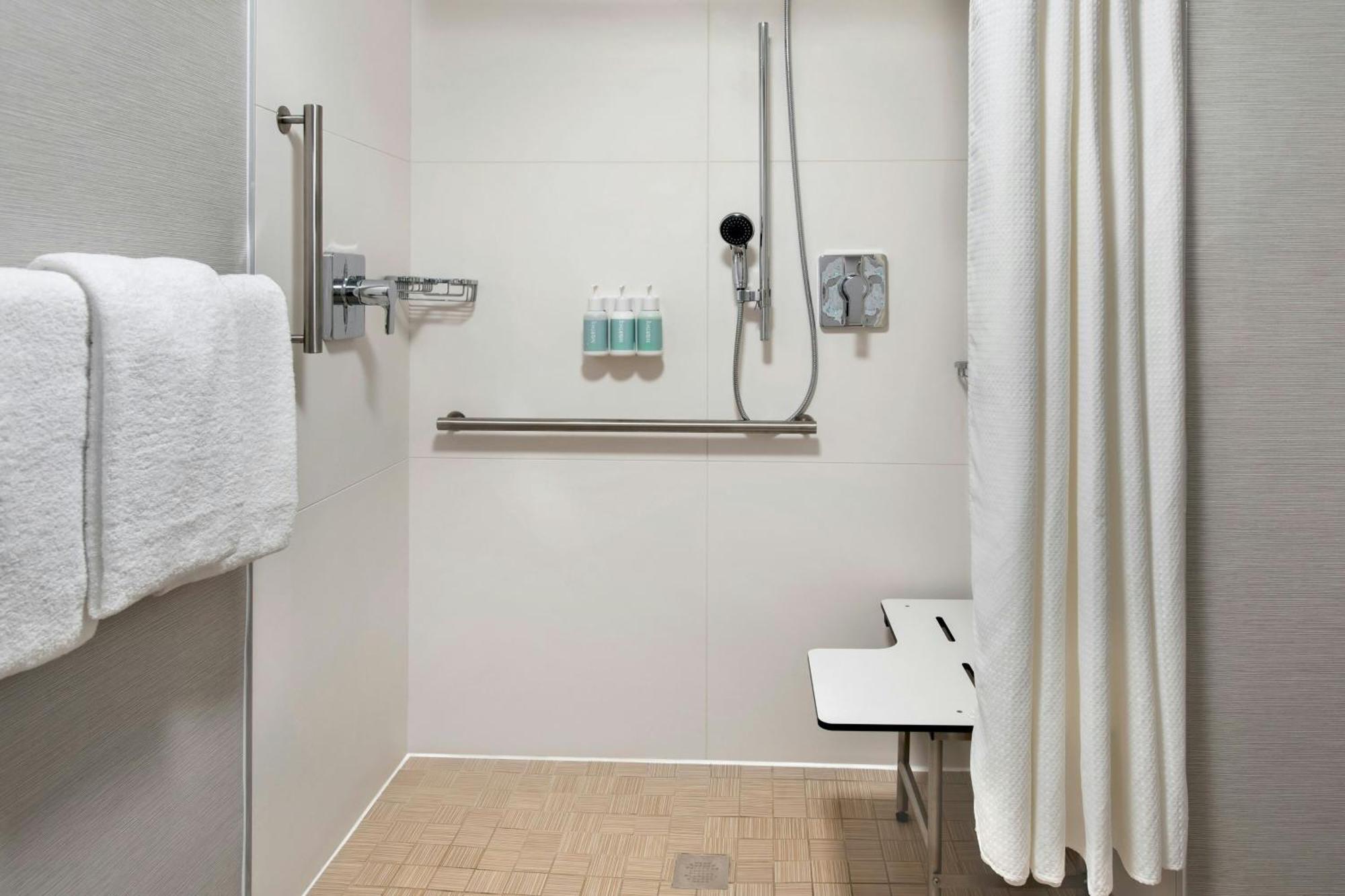 Courtyard By Marriott Rye Hotel Bagian luar foto