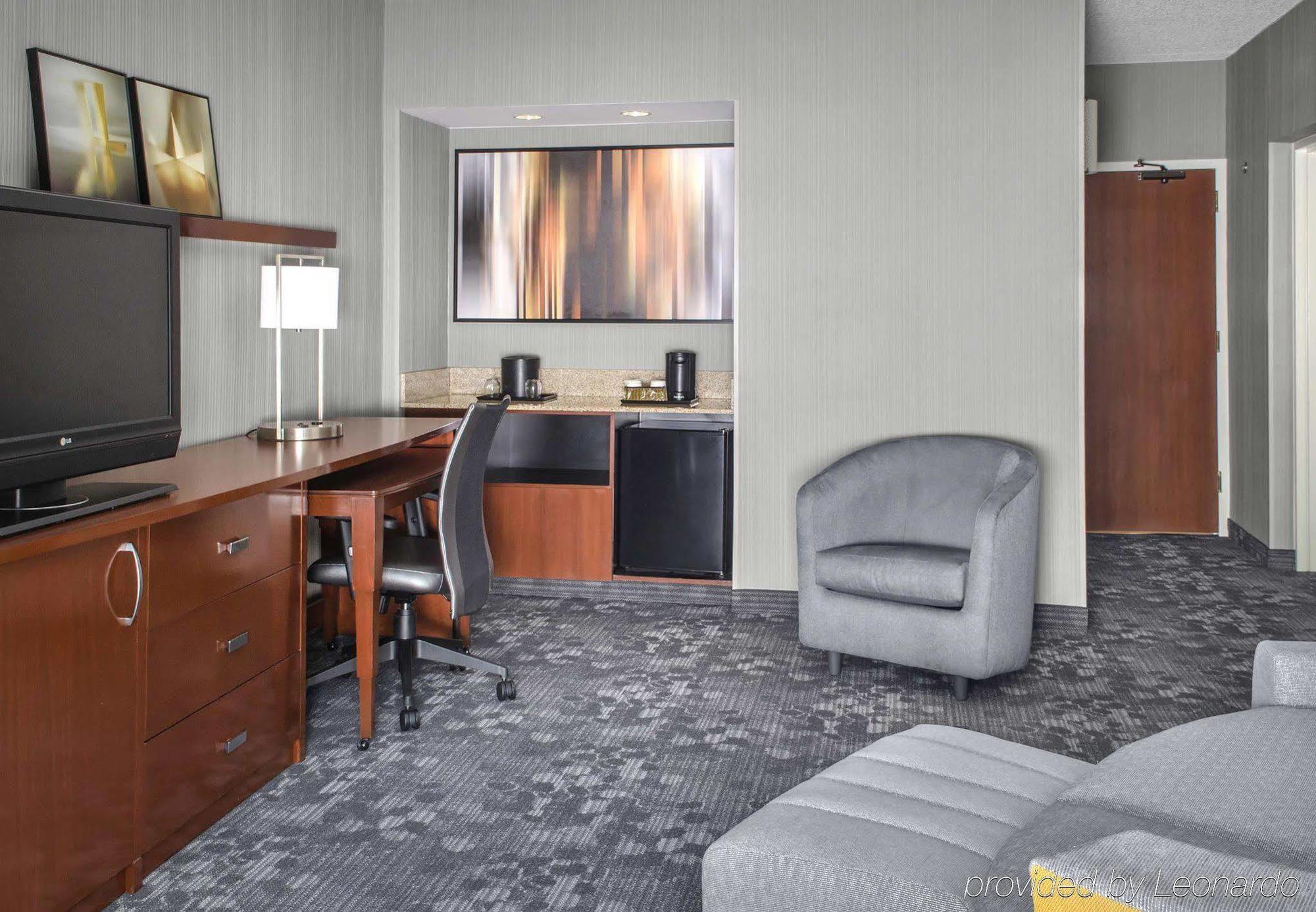 Courtyard By Marriott Rye Hotel Bagian luar foto