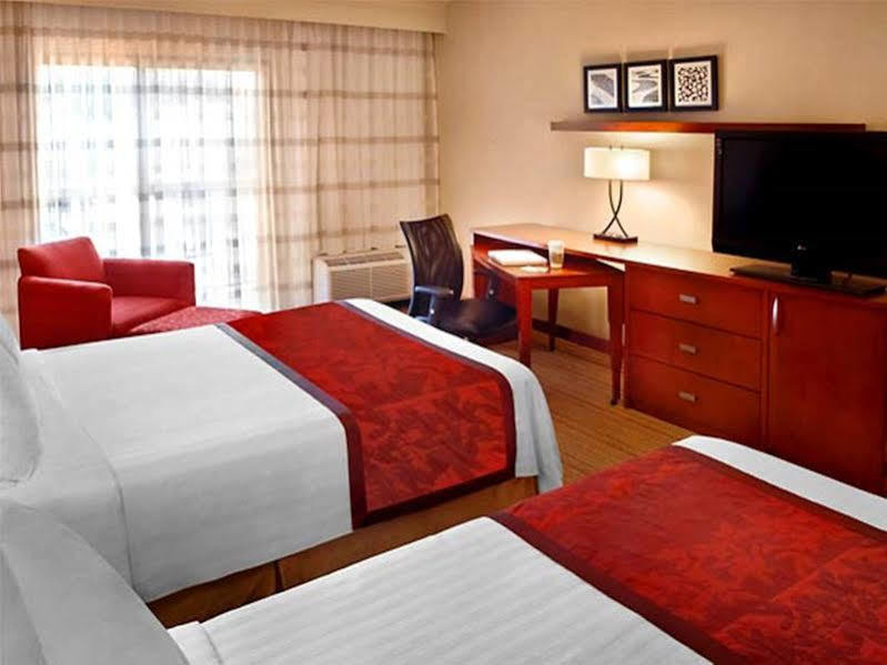 Courtyard By Marriott Rye Hotel Bagian luar foto