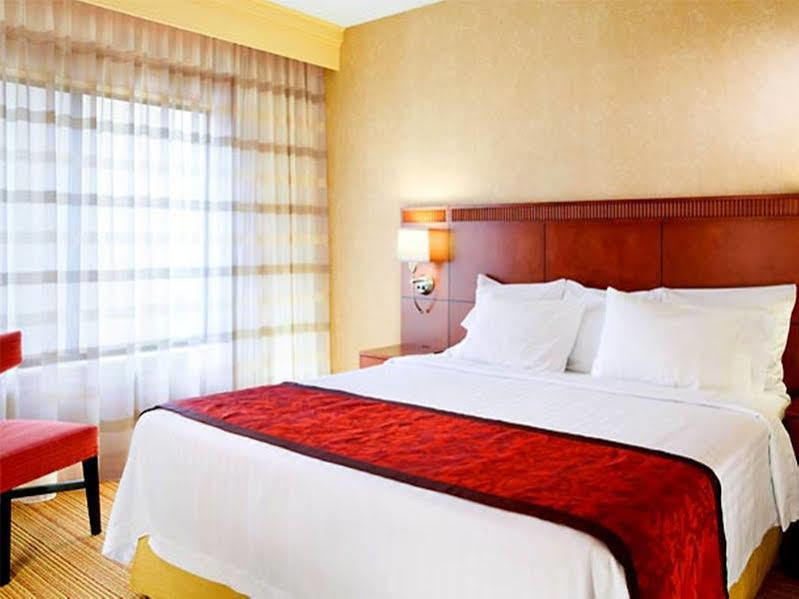 Courtyard By Marriott Rye Hotel Bagian luar foto