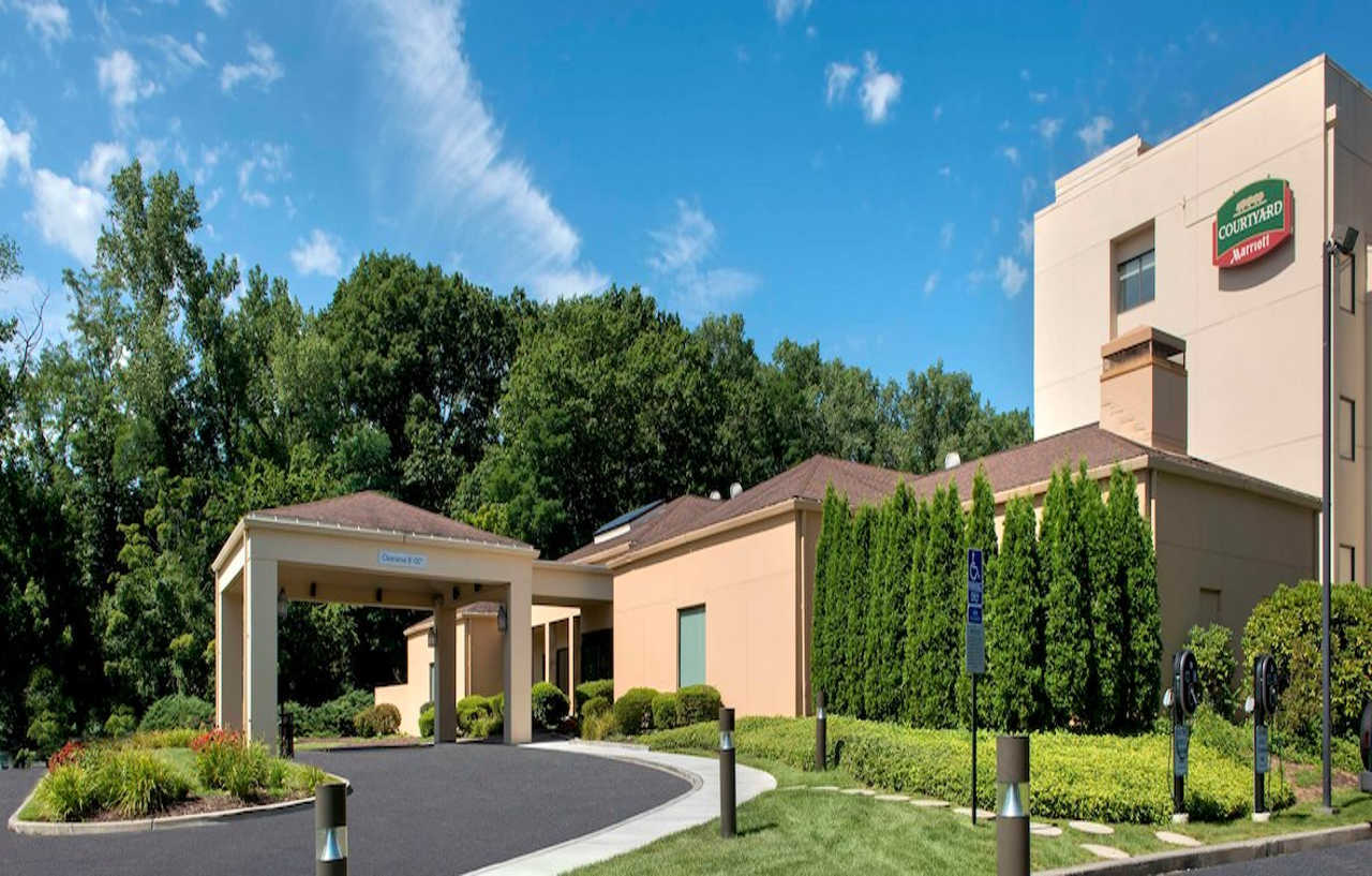 Courtyard By Marriott Rye Hotel Bagian luar foto